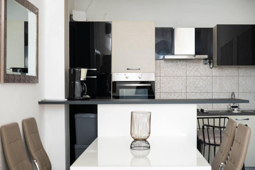 Apartment Val With Sea View Шибеник Экстерьер фото