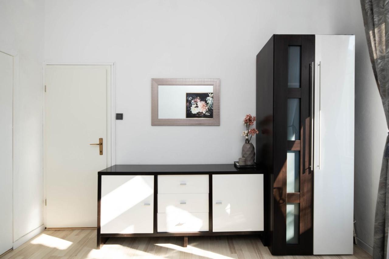 Apartment Val With Sea View Шибеник Экстерьер фото