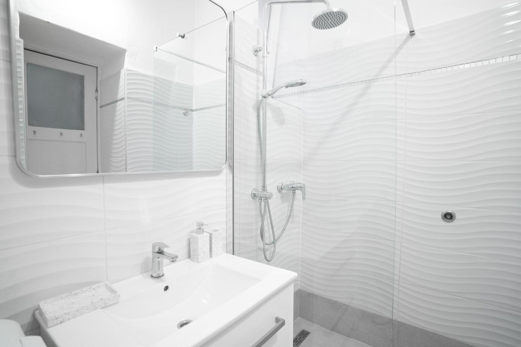 Apartment Val With Sea View Шибеник Экстерьер фото